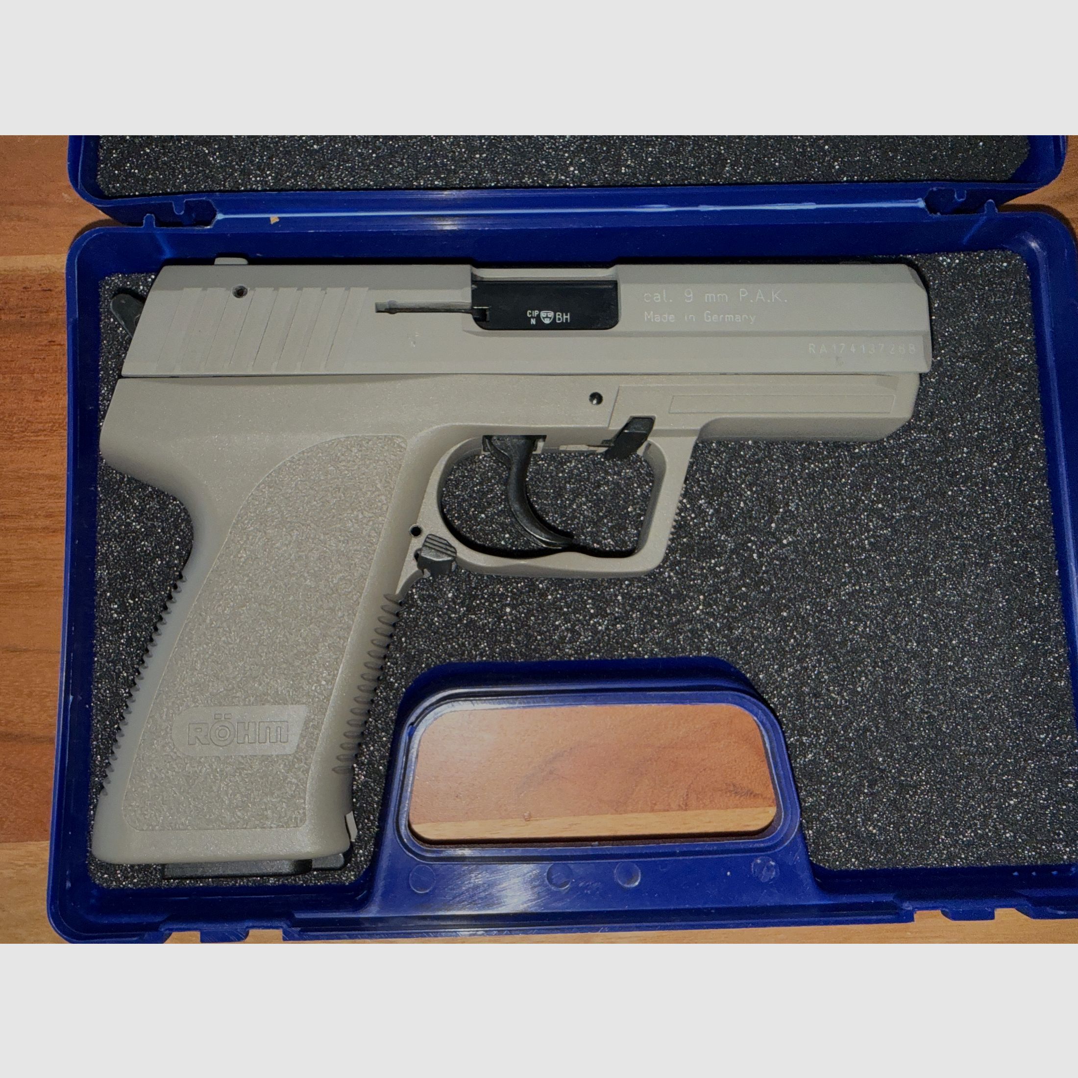 Röhm RG96 9mm PAK Icône Grise
