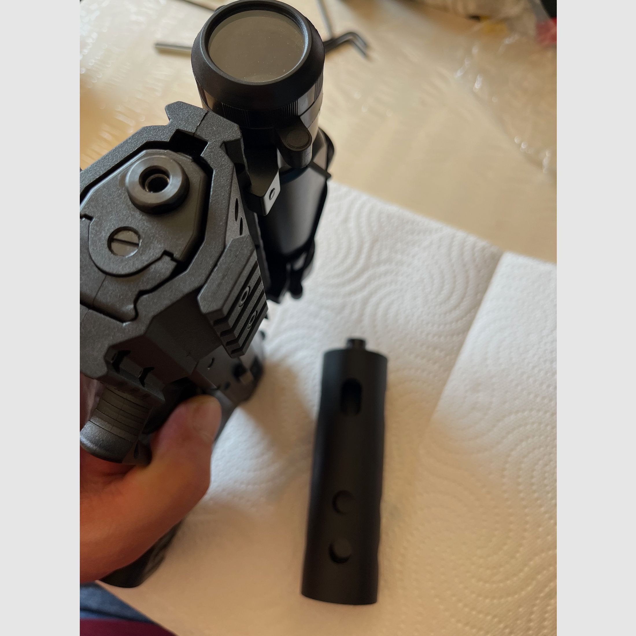 Walther Nighthawk Set, CO2, pistola de aire, incl. óptica (reddot), compensador y maletín,