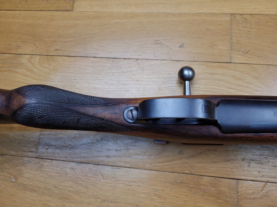 Außergewöhnliche Rival Büchse – Kaliber 10,75 x 68 – Katalog der Manufaktur – hervorragende Verarbeitung Dumoulin – sehr schöner Schaft mit Riffelung – Stetcher-Abzug – Mechanik ebenso hervorragend wie schnell – prächtiger Lauf – sehr schöne Brünierung – perfekter Zustand, Bild 12 von 35