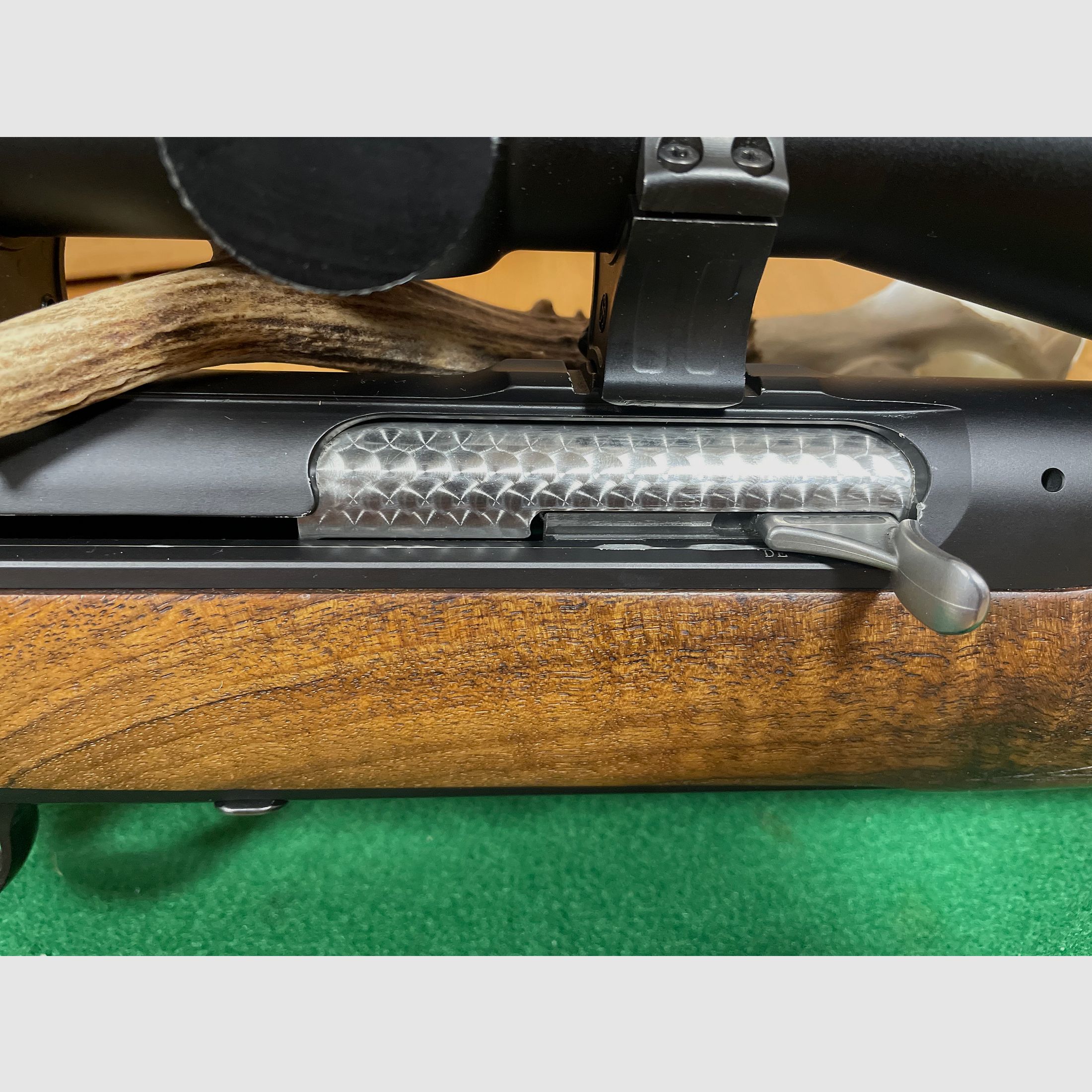 Sauer 303 Elegance 8x57is