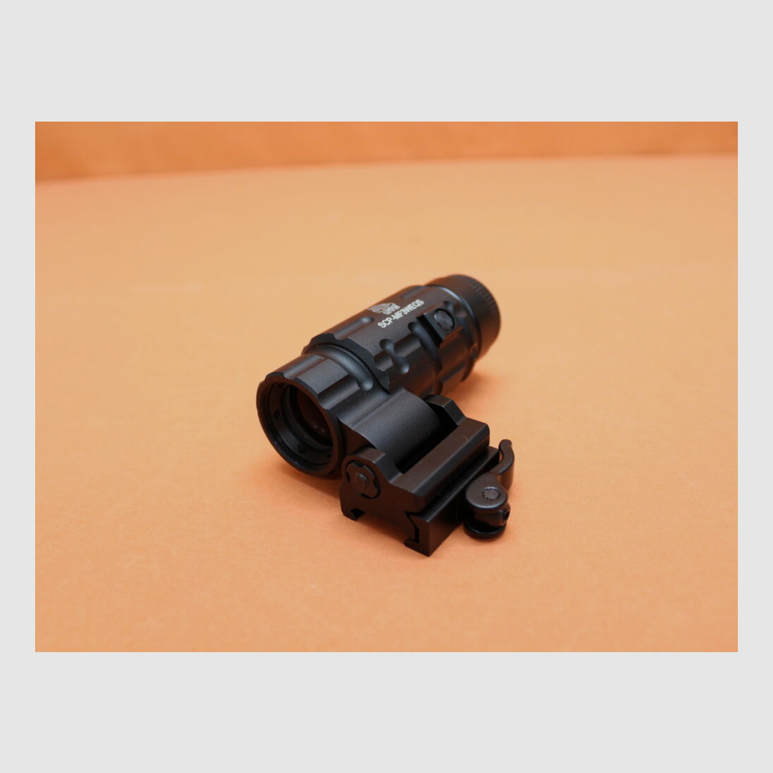 UTG - Leapers UTG 3x Magnifier FTS QD Mount (SCP-MF3WEQS) Vergrößerungsmodul 3x für Leuchtpunktvisier
