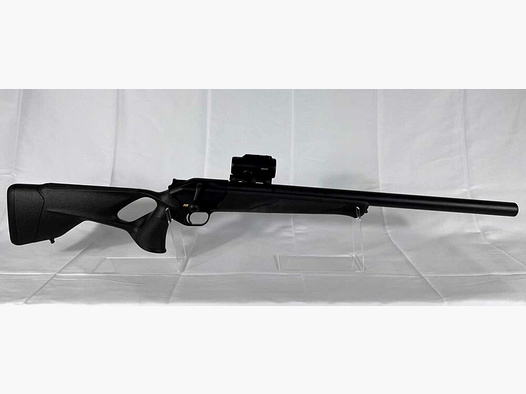 BLASER BLASER R8 Ultimate Silence LL 42 cm 8x57IS + Blaser RD20 Rotpunktvisier