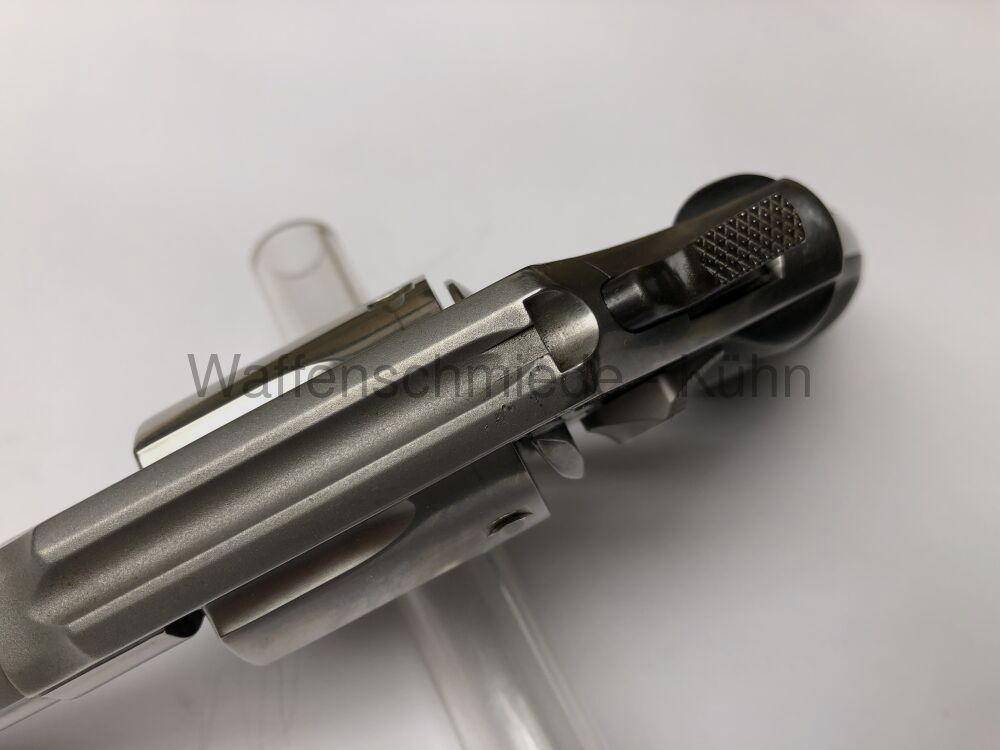 Smith & Wesson 65-8