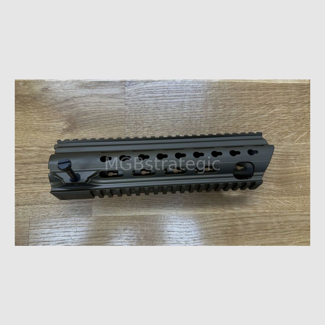 Oryginalny uchwyt Heckler & Koch do 416 MR223 G95 G95K G95A1 G95KA1 pasujący do rur buforowych Mil-Spec i Commercial - zatem również pasujący do broni typu AR15 AR-15 / SLIMLINE czarna kolba
