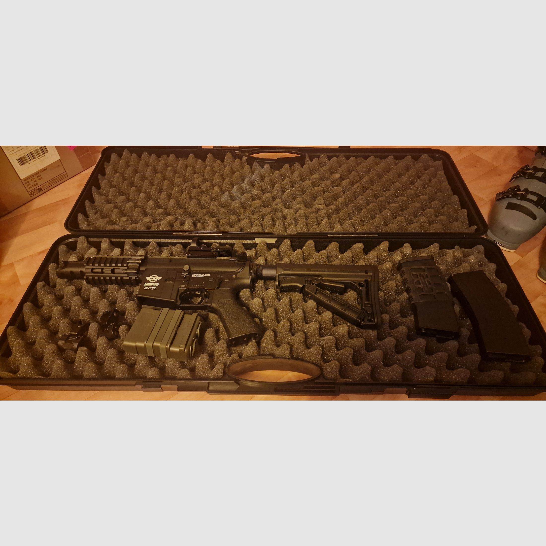 Airsoft G&G FireHawk 0,5 Joule HighCycle inklusive Zubehör