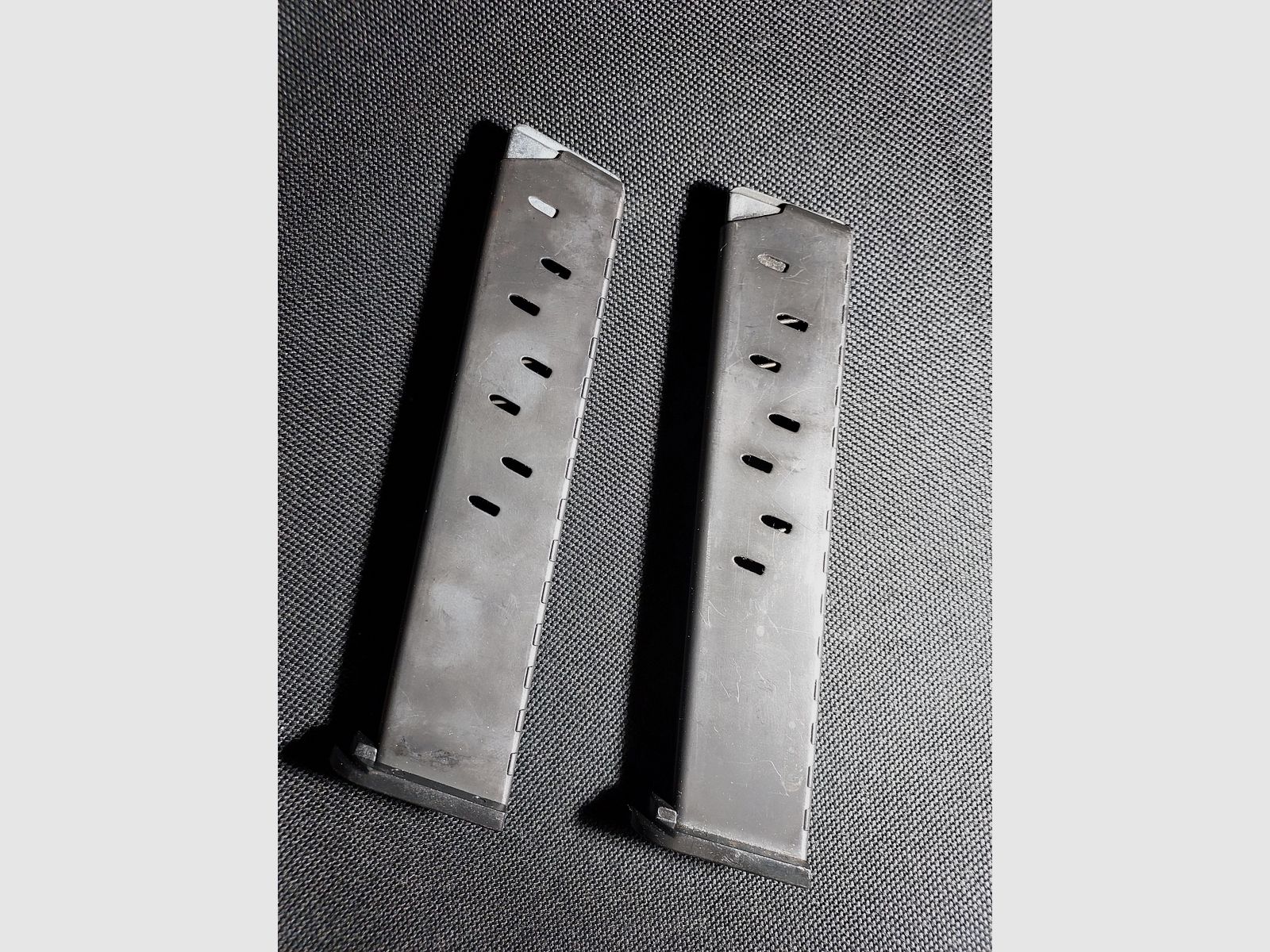 Colt Government 1911 A1 pistola de fogueo 9mm P.A.K. (PTB 774) con 3 cargadores