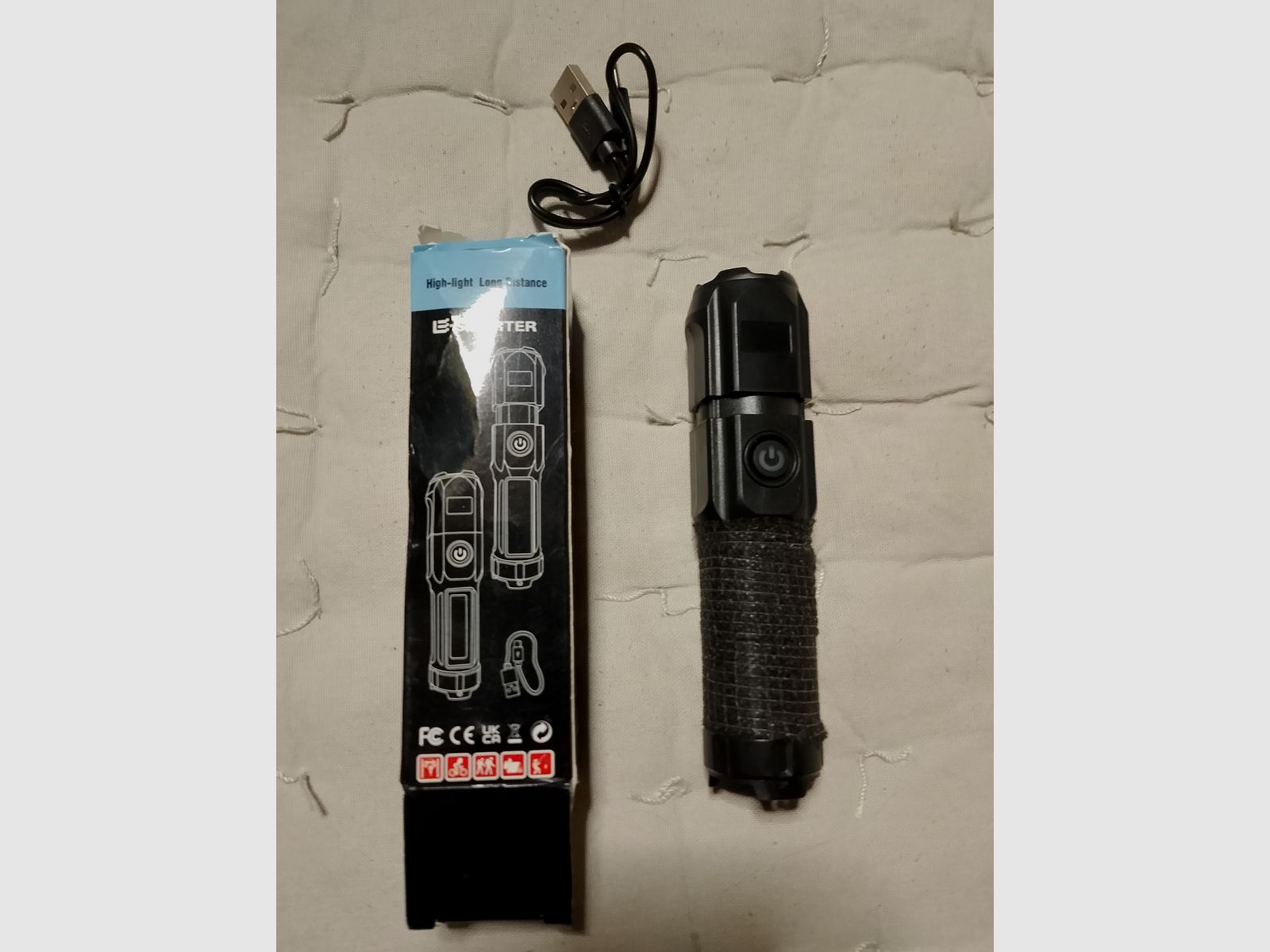 LED Lampe Strobofunktion Outdoor taktische Licht Taschenlampe USB wiederaufladbar