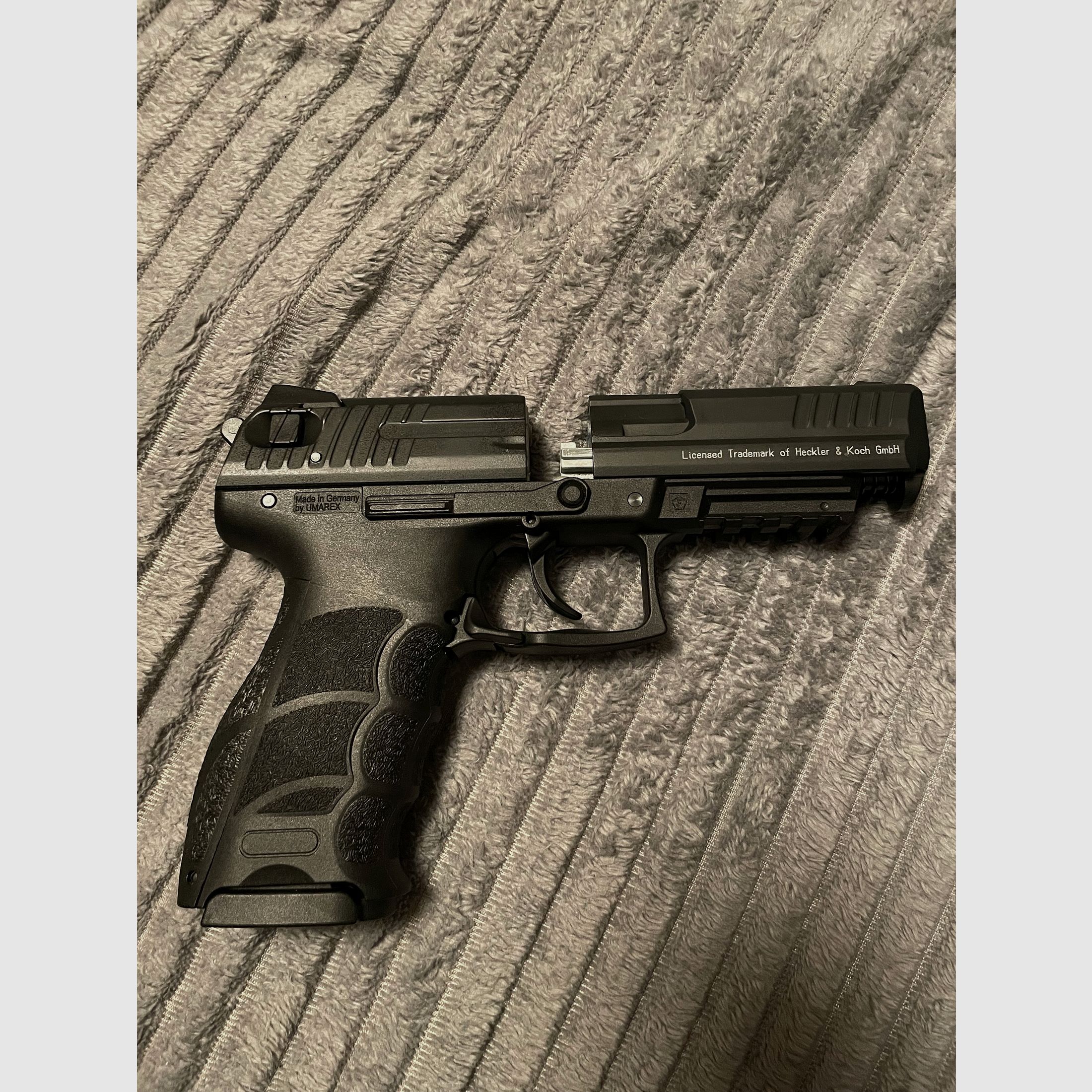 Umarex Heckler&Koch P30, CO2 4,5mm(.177 cal.) Diabolo & 4,5mm(.177cal.) BB