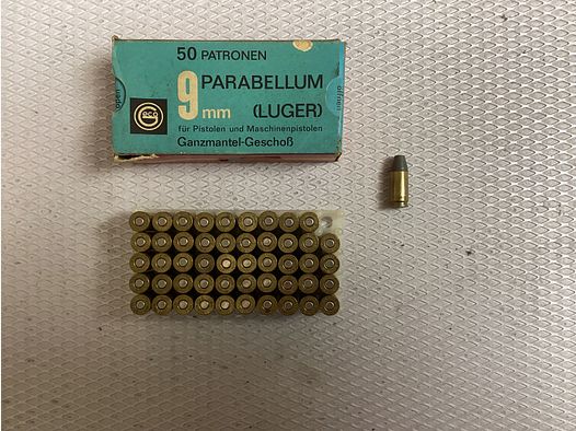 50 selbstgeladene Kaliber 32 ( andere Packung)