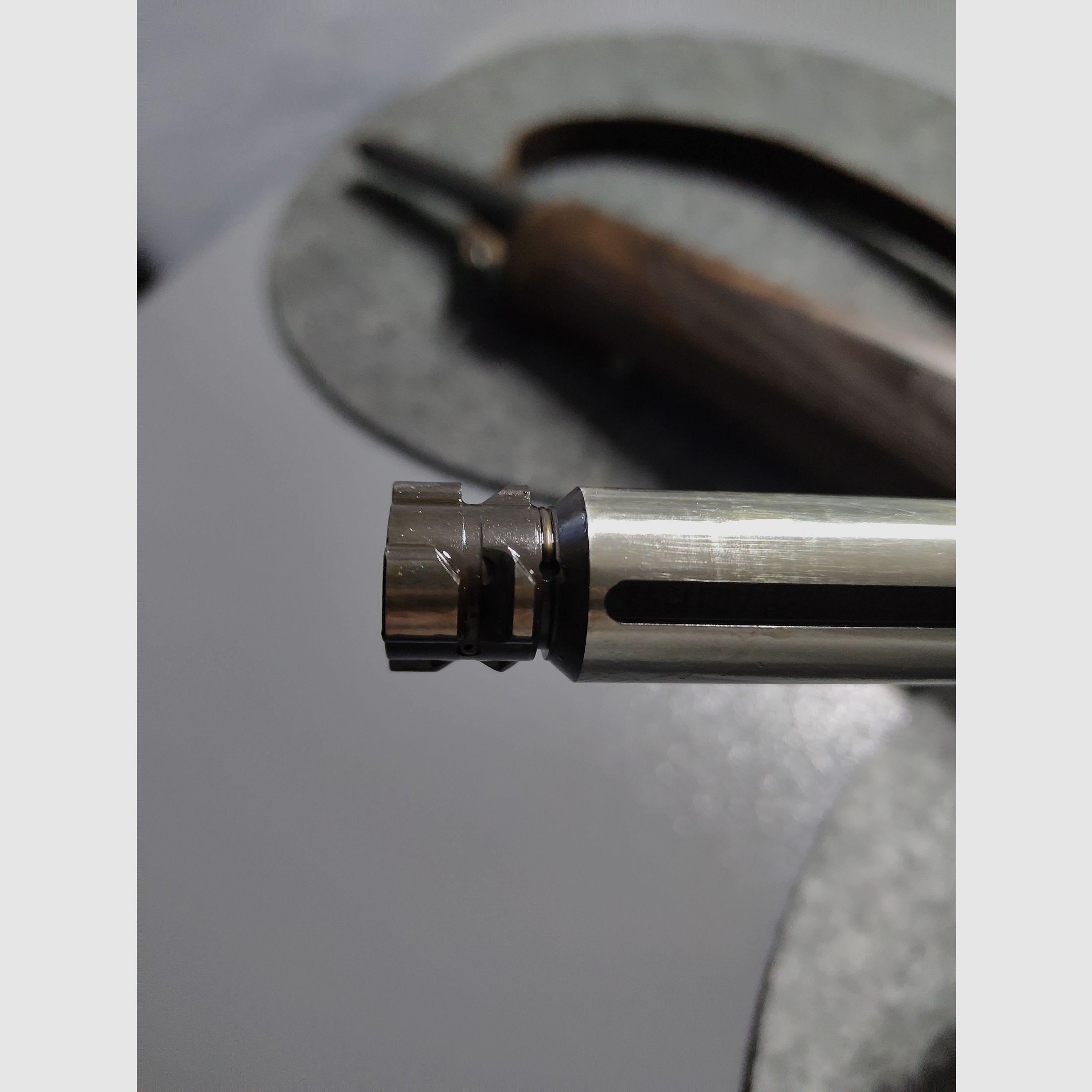 Sauer 101 GTI con silenciador integral