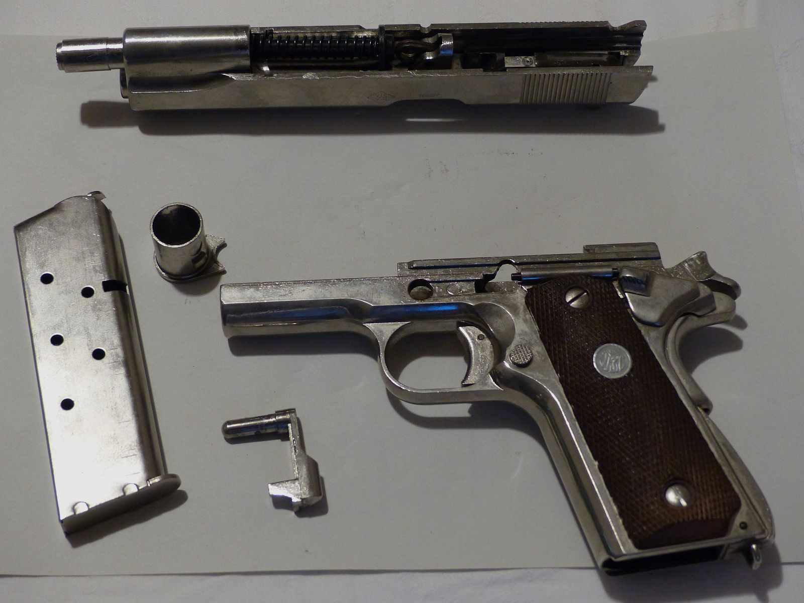 Colt Government Pistole M-1911A1-67 Cal. .45 ACP RMI Japan Vollmetall Deko 70er