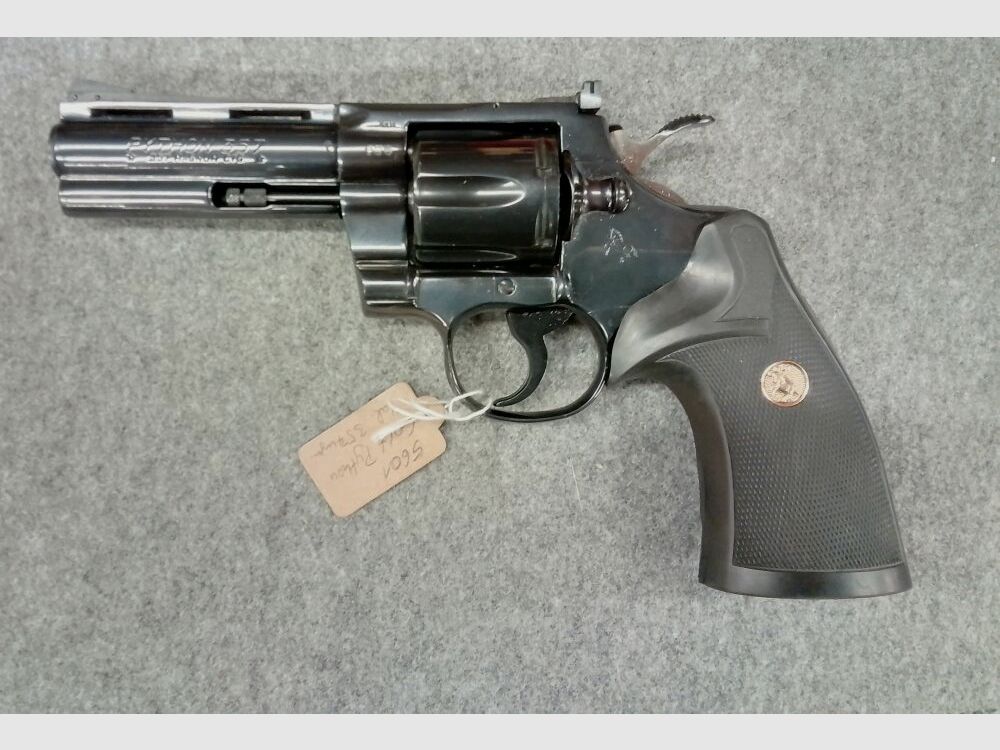 Colt	 Python