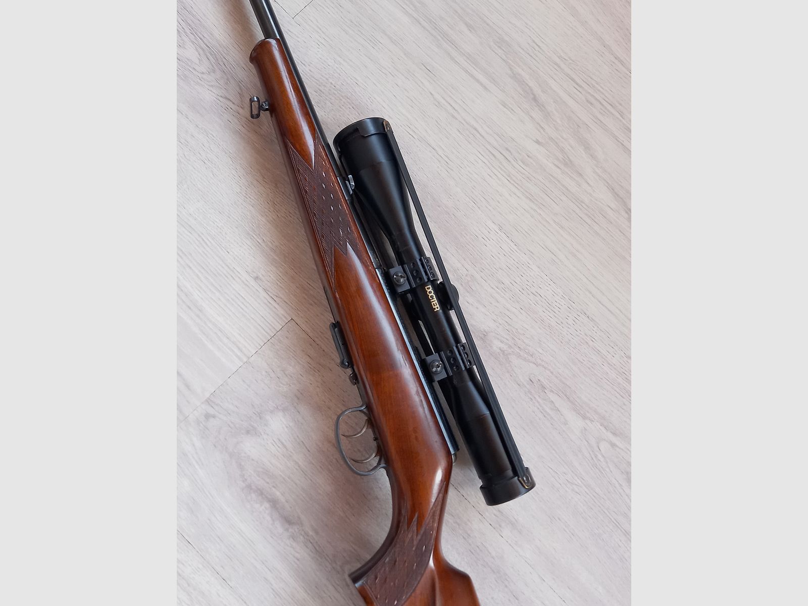 Anschütz 1516 in .22 WMR