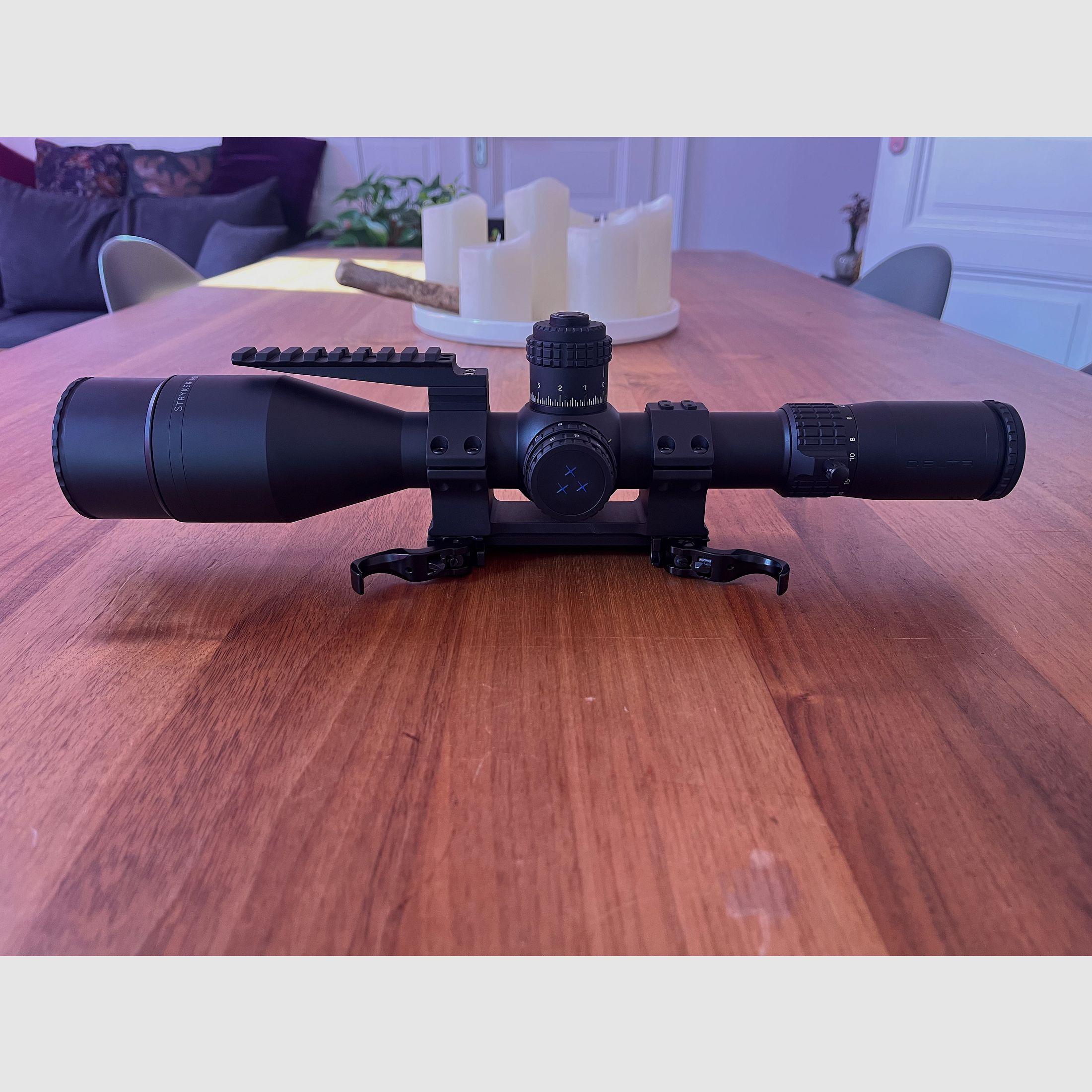 Delta Stryker HD 4,5-30x56