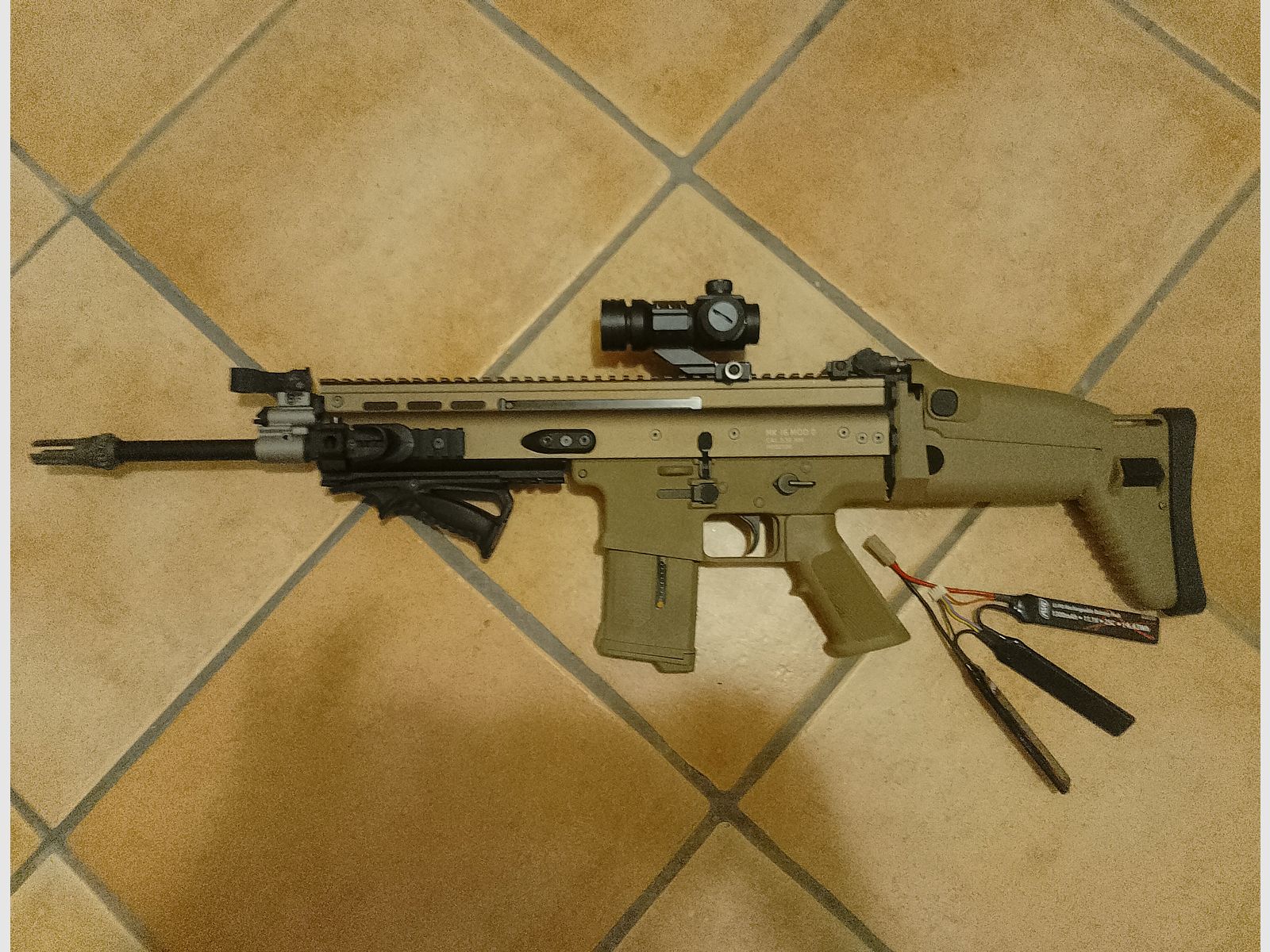 Scar L Wei-etech Socom-L MK16 mod 0 Vollmetall S-AEG 6mm BB desert