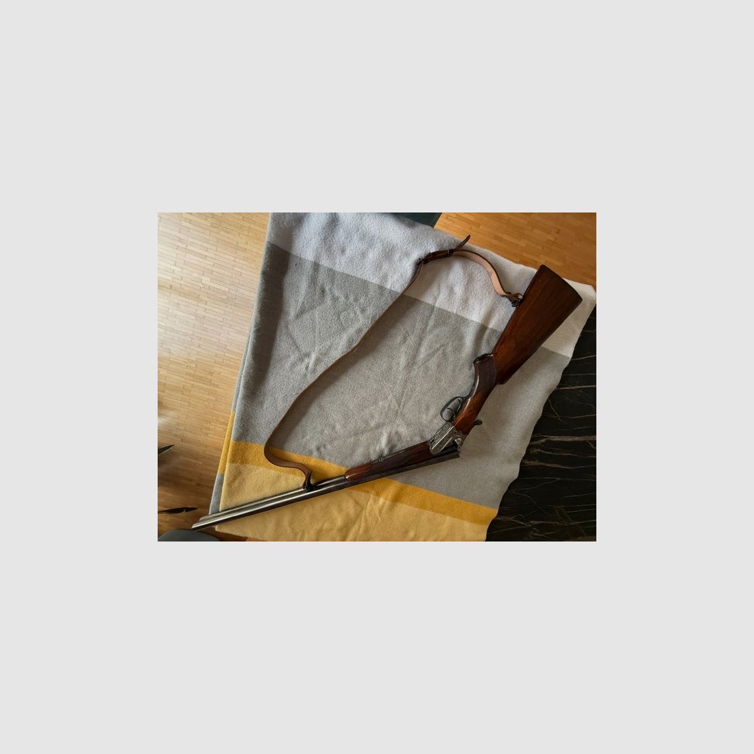 Double shotgun, Michuel Larranaga - Spain, caliber: 16/70 with engraving on lock plates