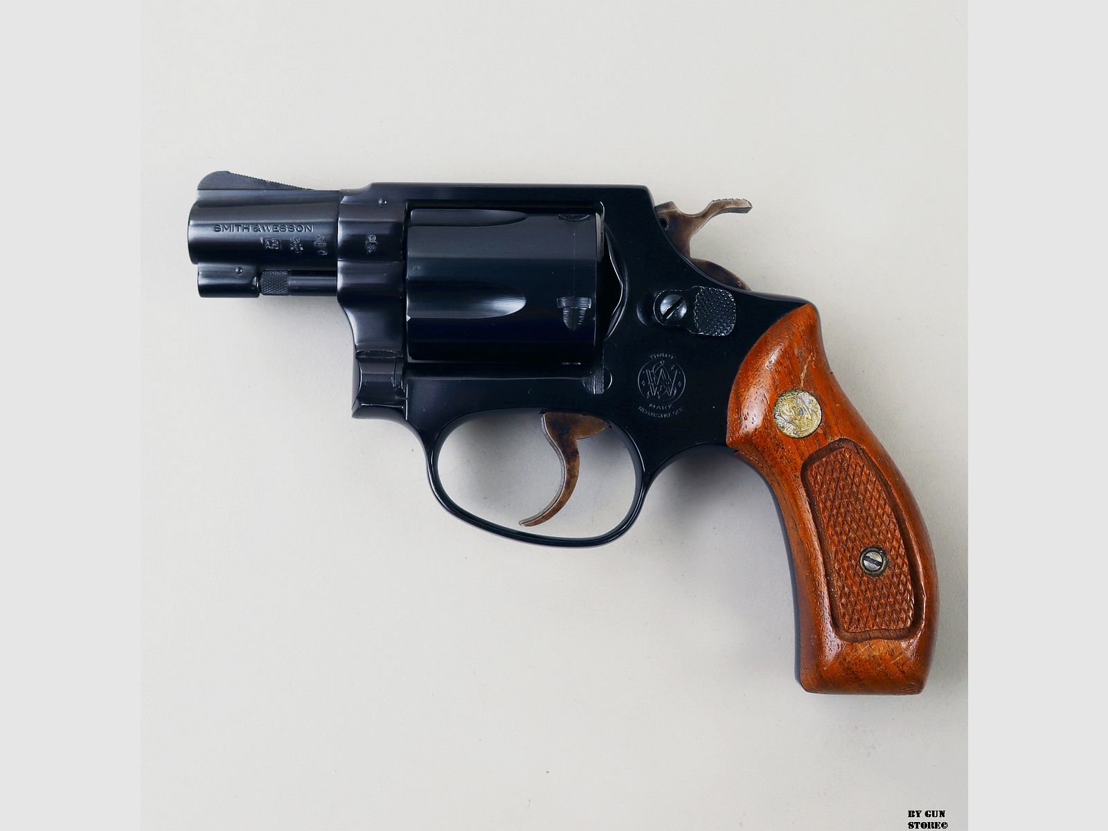 Revolver Smith & Wesson mod. 36 cal. 38 spec. matr. J450926, immagine 1 di 10