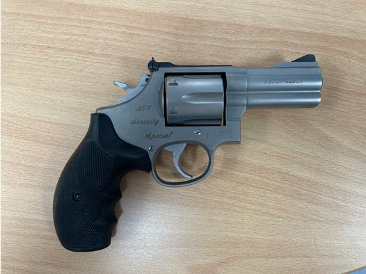 Smith & Wesson Revolver Modell 686 Security Special 3'' .357Mag.