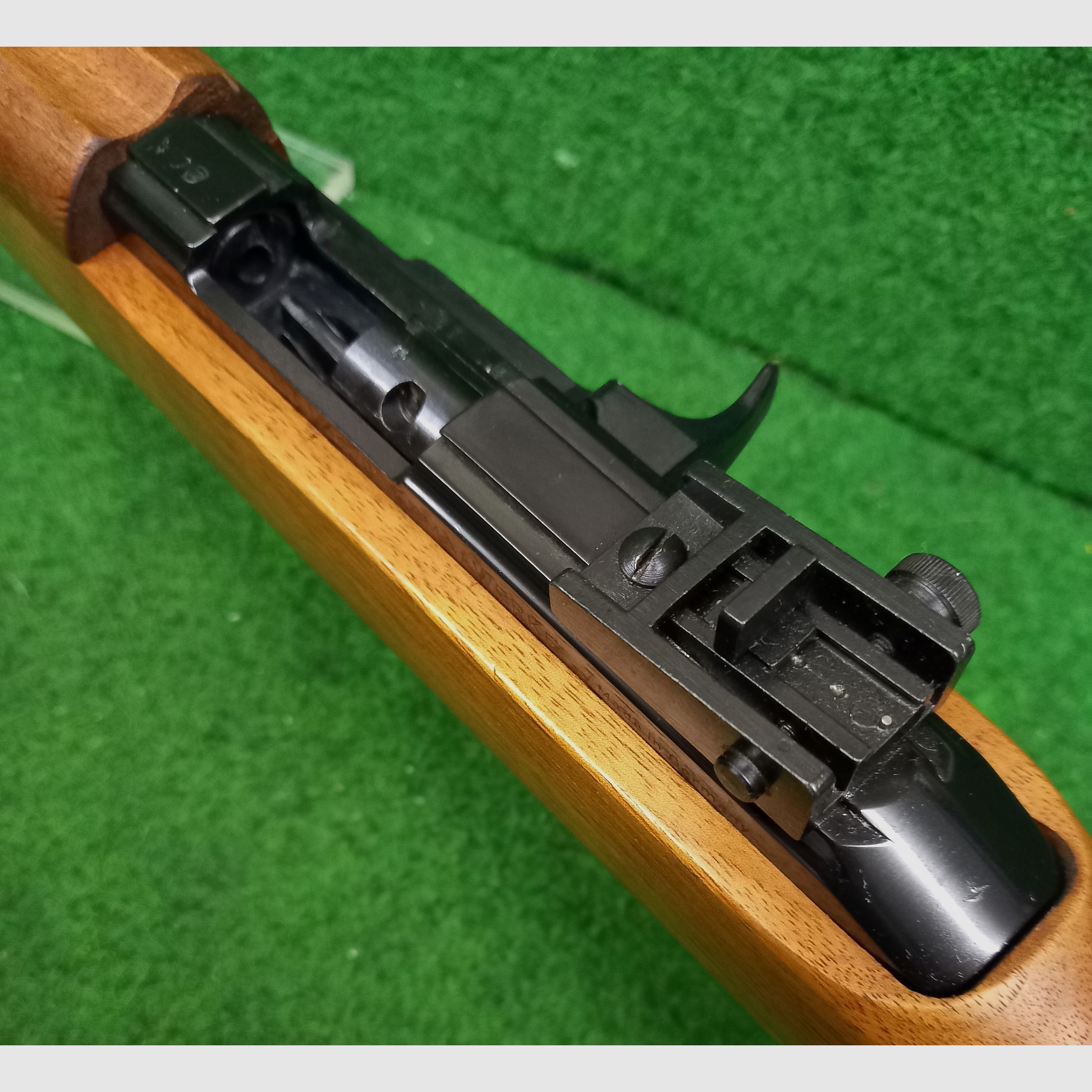 carabina semiautomática ERMA EGM1 de 1970 en calibre .22Lr