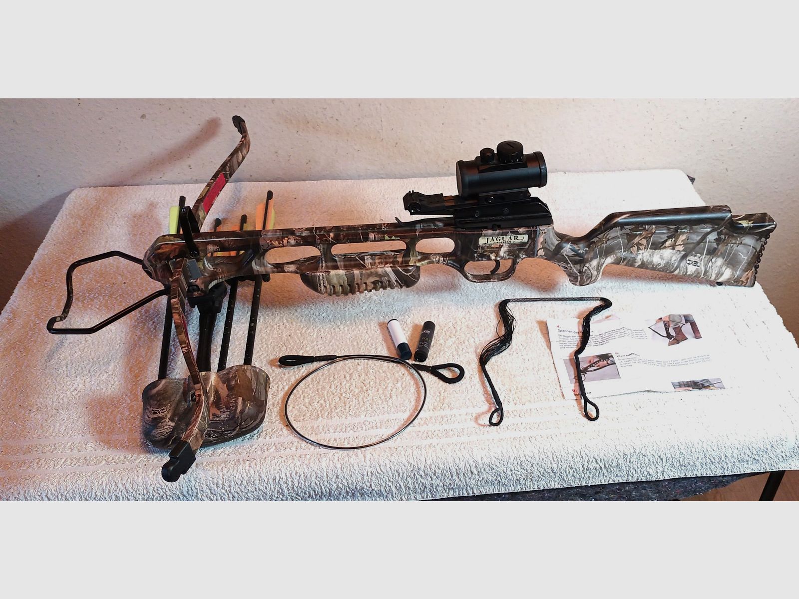 jaguar crossbow camo deluxe  175 lbs