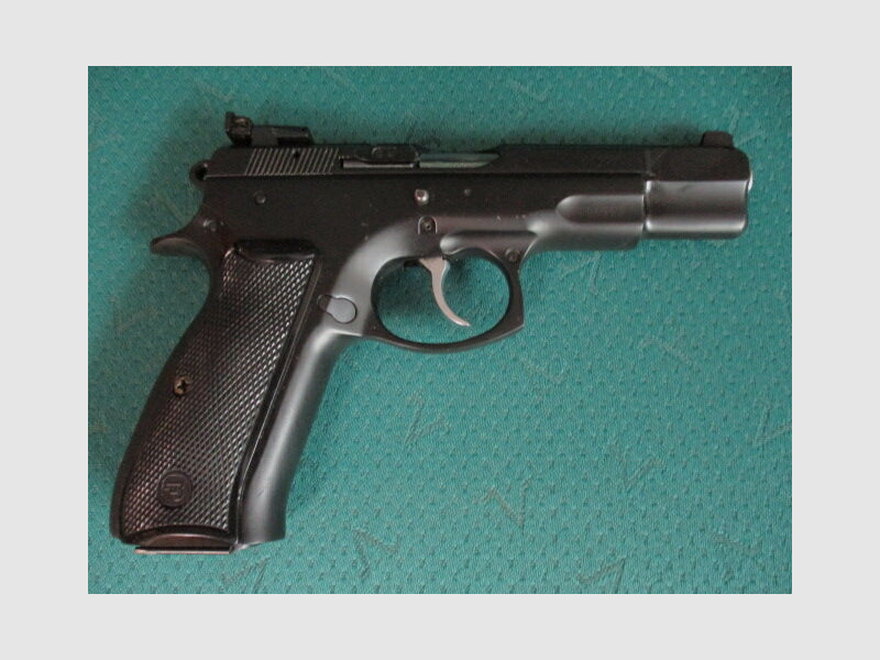 Pistole CZ75 B mit verstellbarer Sportvisierung	 75B