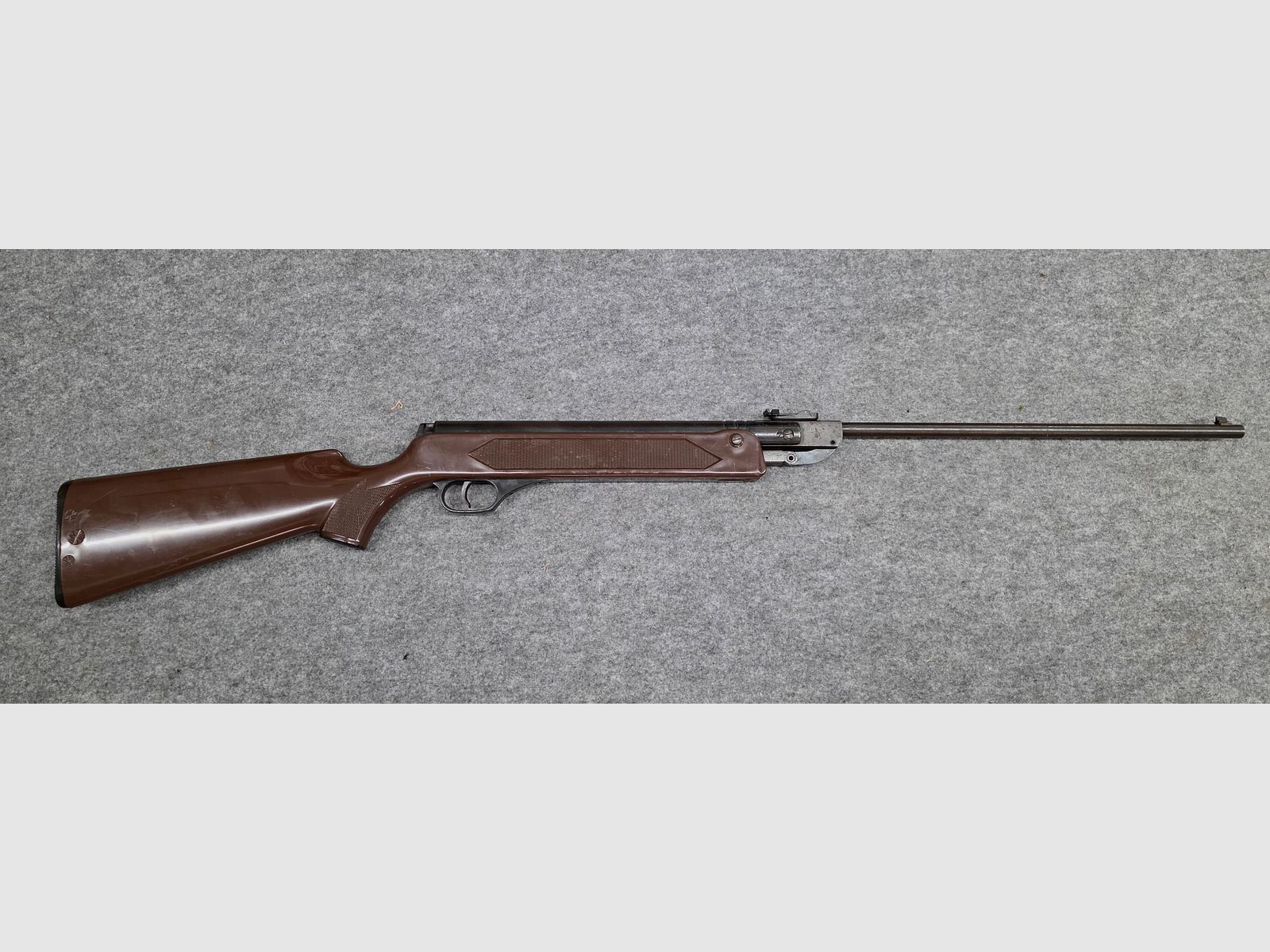 Haenel Mod. 304 z brązowym plastikowym łożem kal. 4,5mm Diabolo Knicker