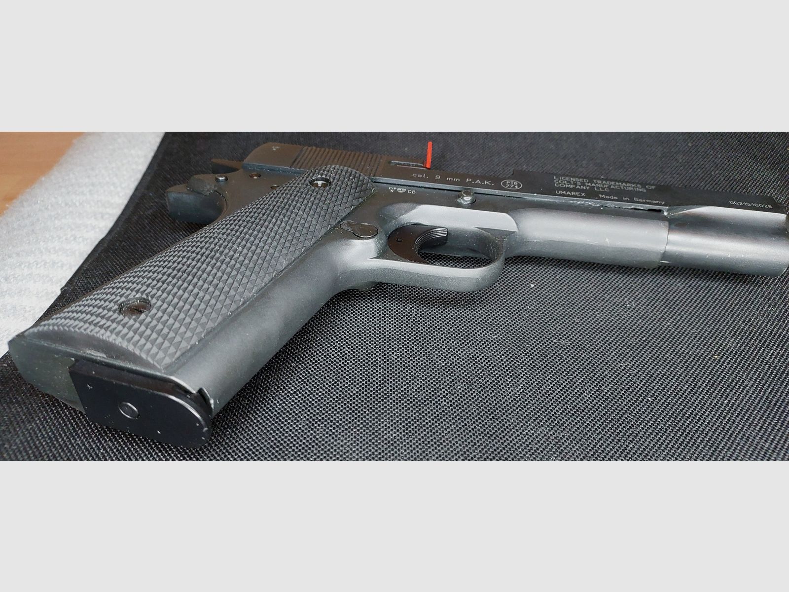 Colt Government 1911 A1 Schreckschuss Pistole 9mm P.A.K. (PTB 774)