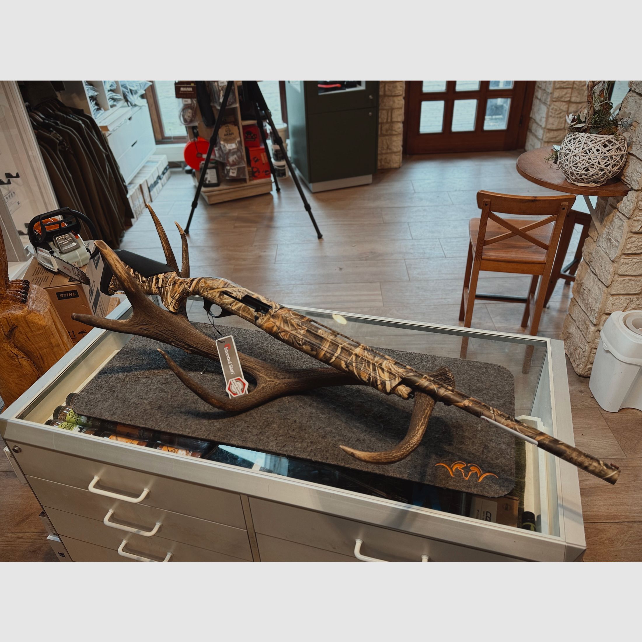 ISTANBUL SILAH Impala Plus MAX-5 Semi-Automatic Shotgun