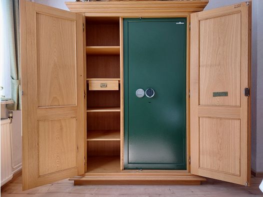 Jagdschrank Waffenschrank Schrank Eiche hell massiv Landhaus-Stil 180x140x55cm ggf. mit Tresor