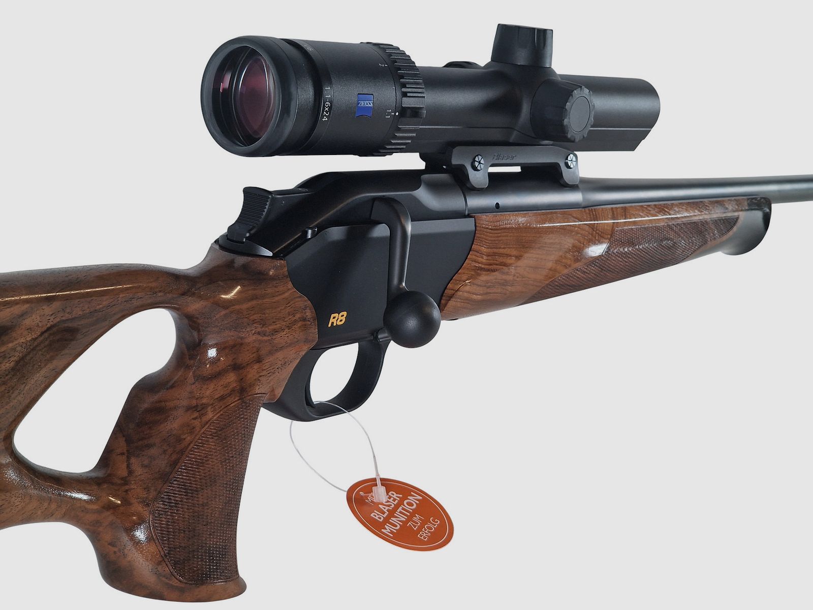 Blaser R8 Success Kal. 308 mit Schalldämpfer und Drückjagd-Optik Zeiss V6 1-6X24 LP sofort verfügbar