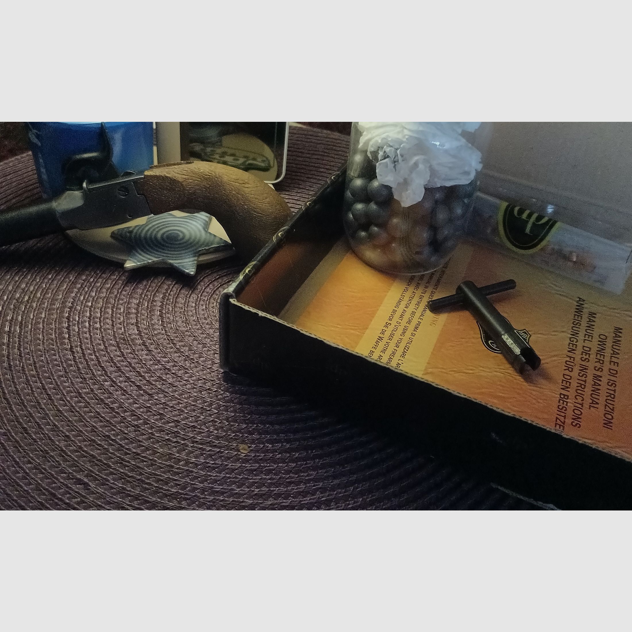 Derringer Pedersoli Liège en Cal 44 avec accessoires et boîte d'origine