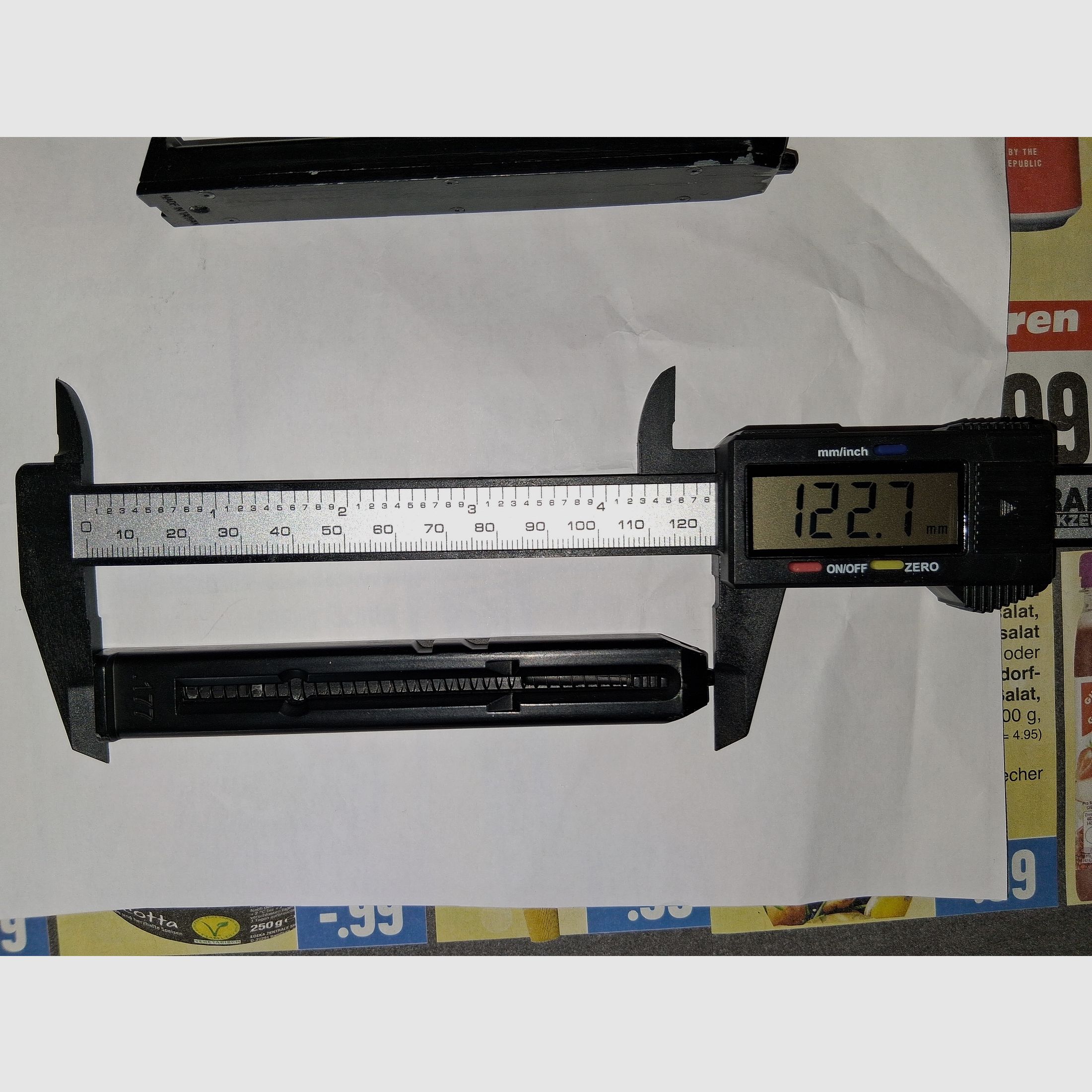 2 Magazine für CO2 Pistole Kal. 4,5 mm BB (??? Beretta Elite II, Swiss Arms P84, Smith & Wesson M&P 40, Umarex MCP / UX TDP / XBG, Borner M84 / 3000 / Sport 306 ???)