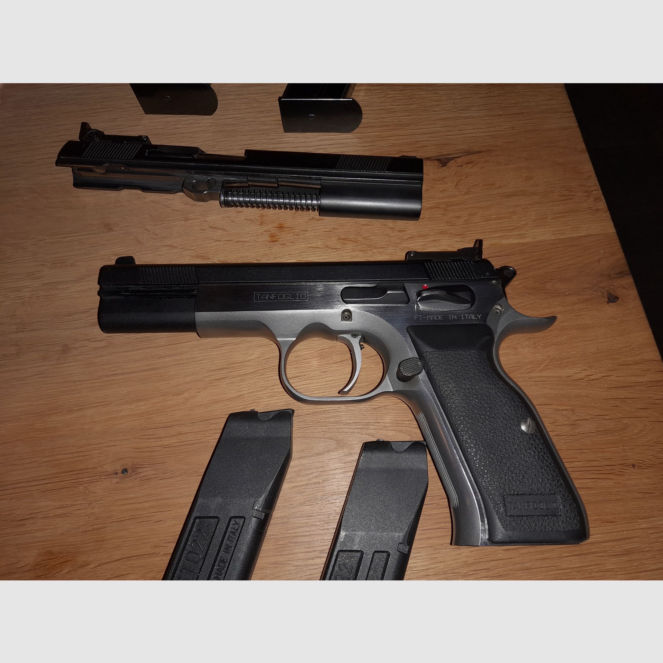 TANFOGLIO ULTRA MATCH DUOTONE 9mm Luger including interchangeable system .22 lr