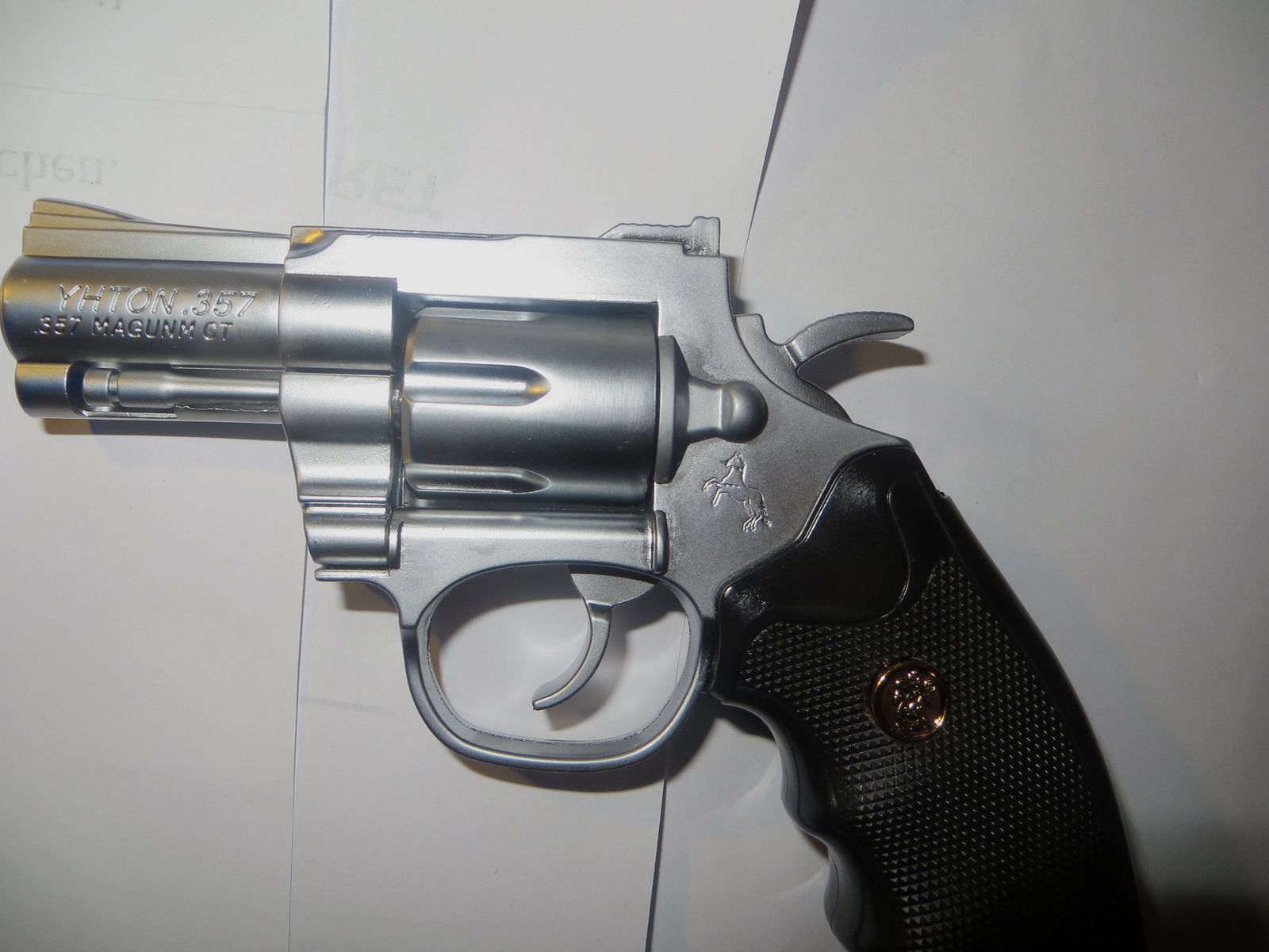 Accendino a gas Colt Replica