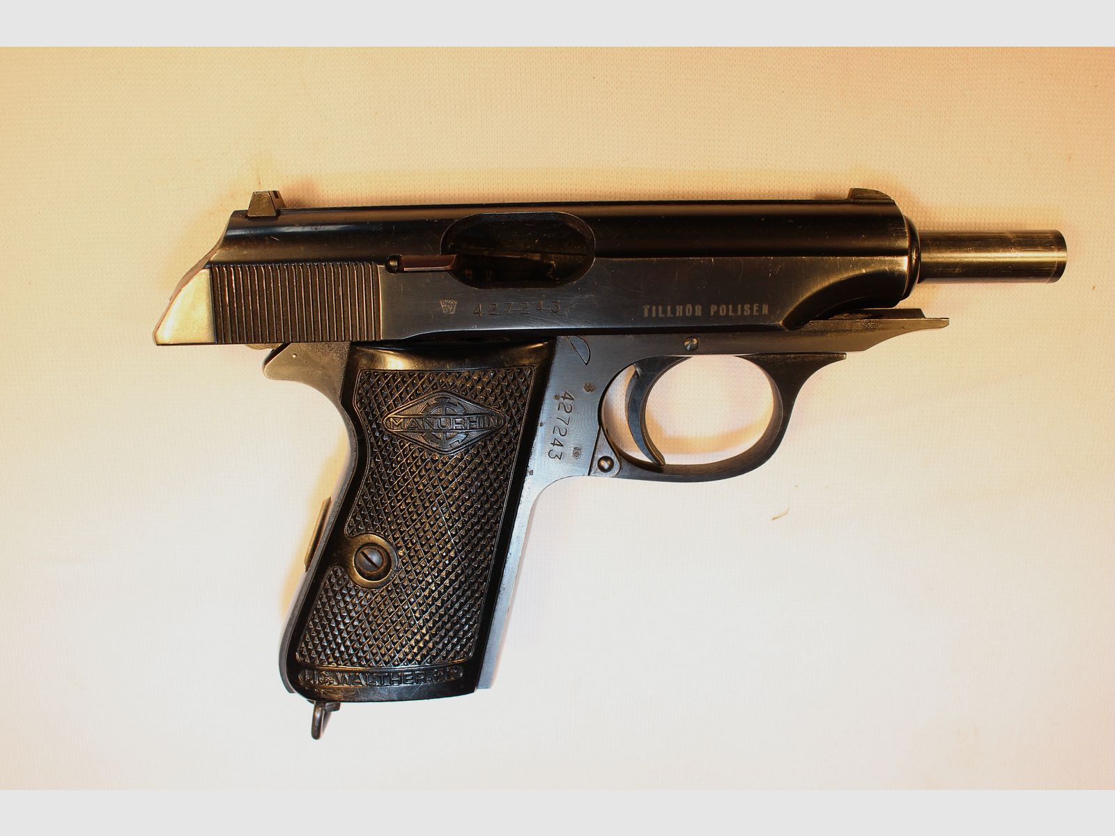 Manurhin Model PP in caliber 7,65 brow. van de Zweedse politie.
