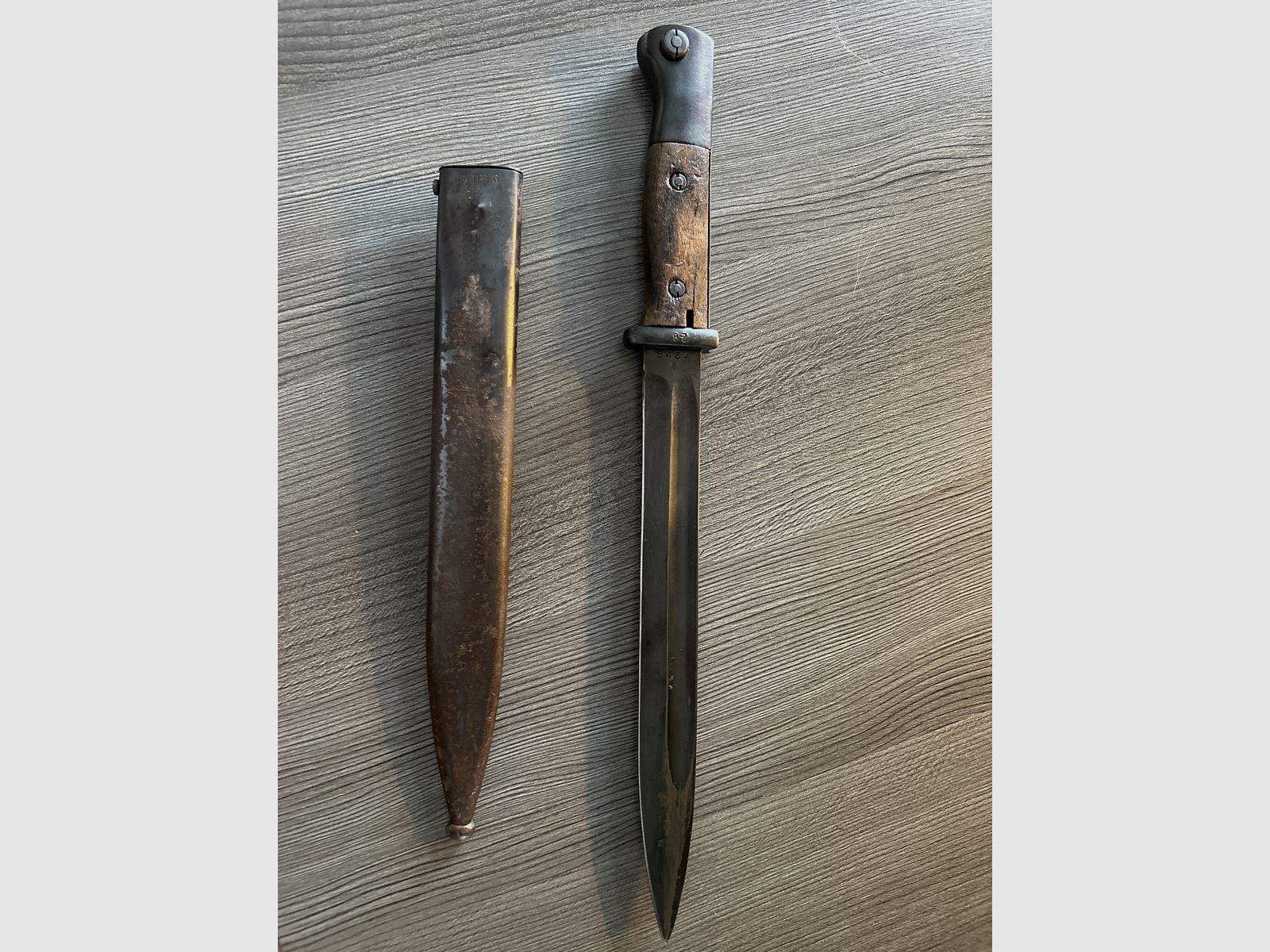 Bajonett Seitengewehr 84/98 III, das Standard-Bajonett der Wehrmacht für den Karabiner 98k