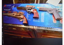 4 SCHARFE  WAFFEN SIEHE BILDER