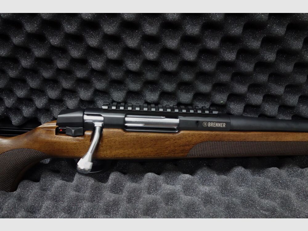 Brenner repeating rifle optionally with rear sight and front sight or without BR20