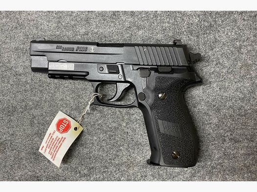 SIG Sauer SIG P226	 9mmLuger