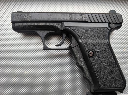 Preis VB!! ⚠️ Achtung Sammler - Vitrine Stück - Absolute Rarität - Heckler & Koch SP9 mit Gravur vom Werk eine echte Rarität aus den 1990er- Optisch & Funktionell Tadellosen top Zustand!! Absolut Neuwertig & Ungeschossen!! PTB Nr. 541 ⚠️ Versandkosten Frei!! 