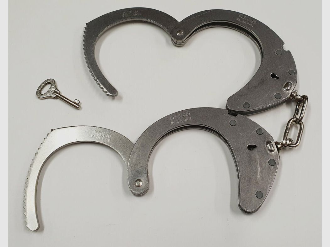 CLEJUSO Clemen & Jung e.K. Handcuff CLEJUSO No. 12 A INOX large, stainless steel handcuff, Made in Germany, used