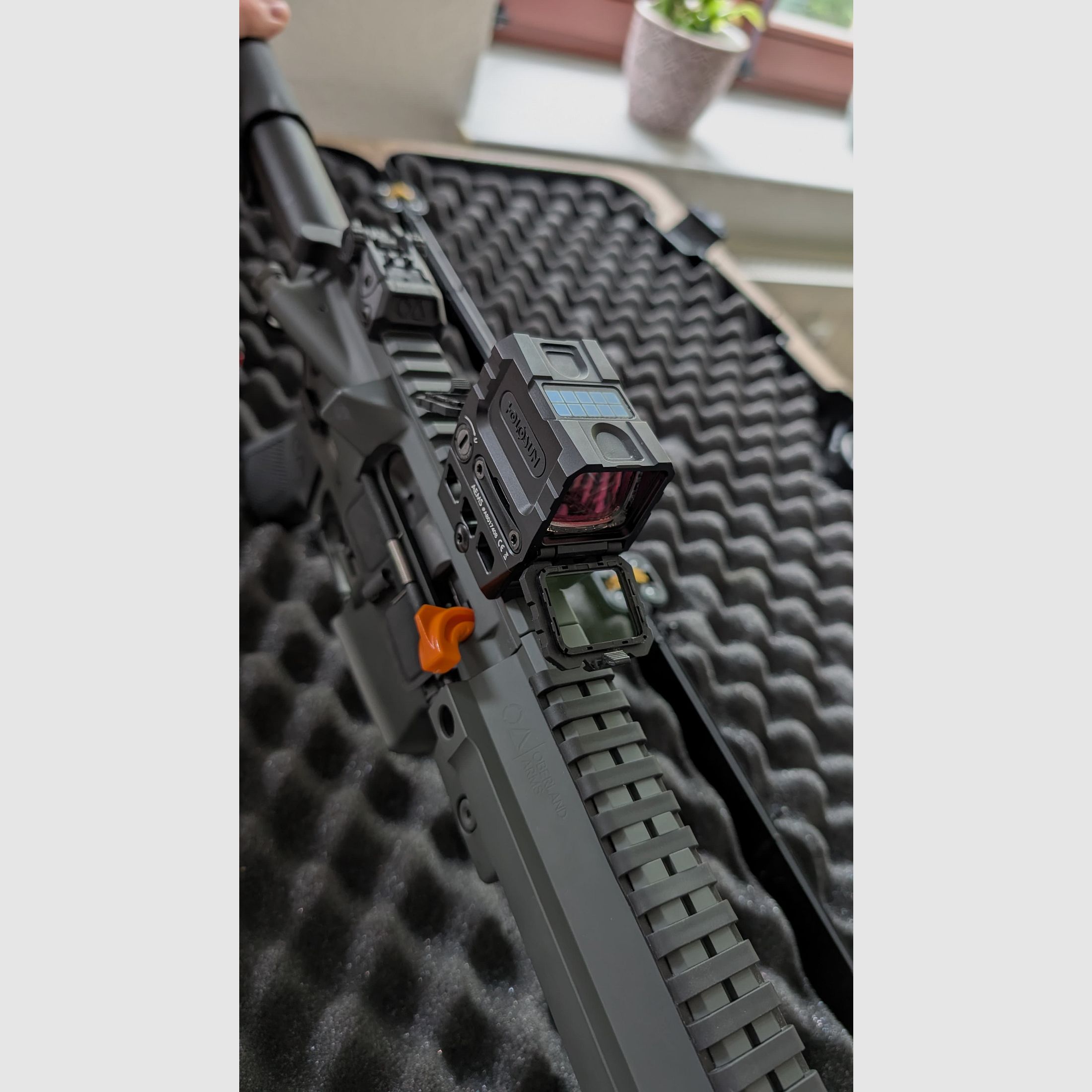 HOLOSUN AEMS - GR, mirino reflex chiuso