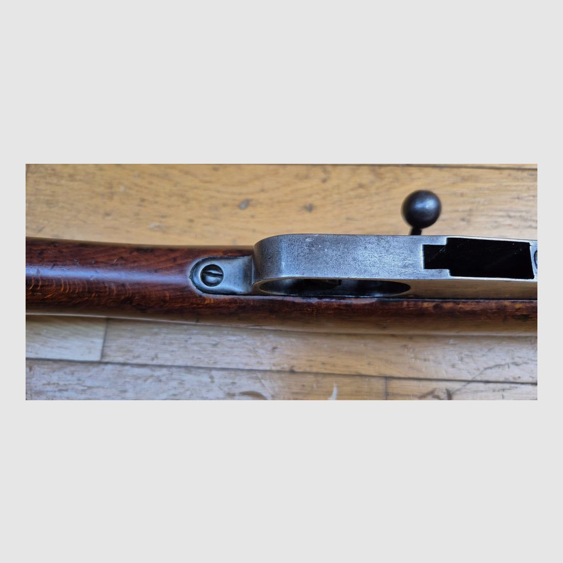 Reiterkarabiner 1891 oder Moschetto da Cavalleria Carcano – Kal. 6,5×52 original – Integrierte Klappbayonett ohne Druckknopf – Waffe angepasst an das Modell 1938 mit fester Visierung Typ Mod.1938 – Arsenal von Terni – Guter Lauf und Mechanik – BE+, Bild 10 von 30