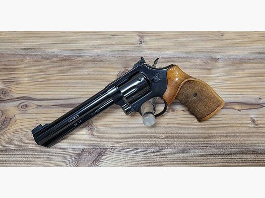 Taurus 96 Professional 6 pouces