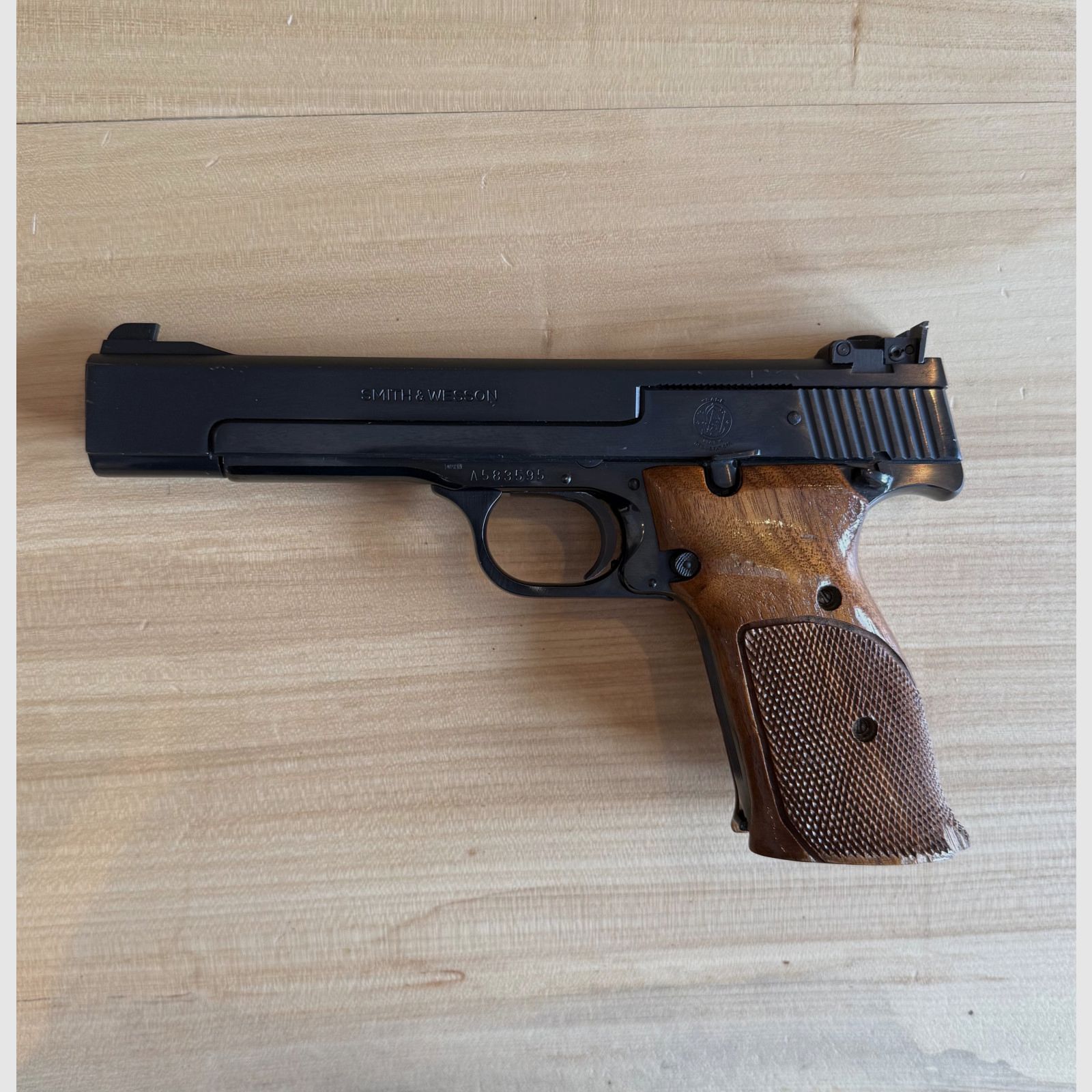 Smith & Wesson Mod. 41 Cal. 22 lr.