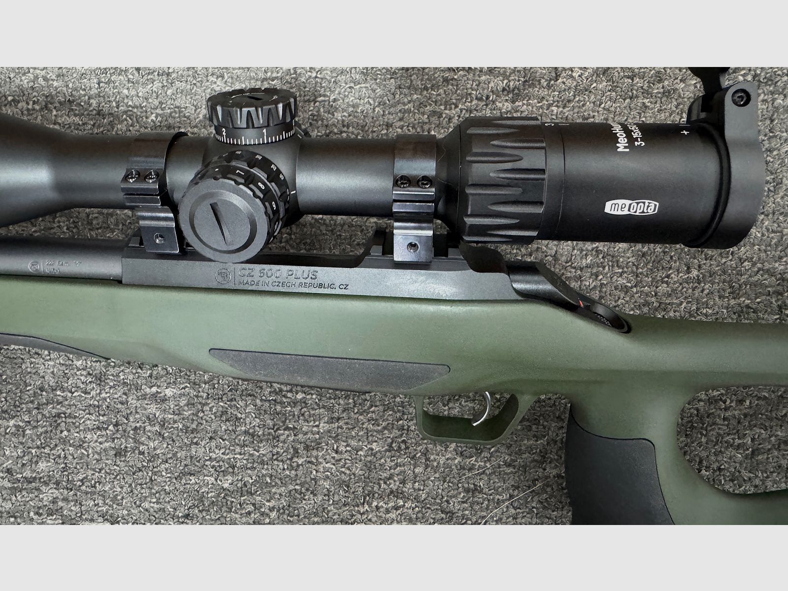 CZ 600 Plus .223 Rem. inkl. Meohunter R5 3-15x50 - Neuwaffe