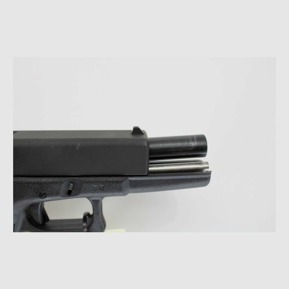 Pistole Glock 17 mit 4 Magazinen 9mmLuger