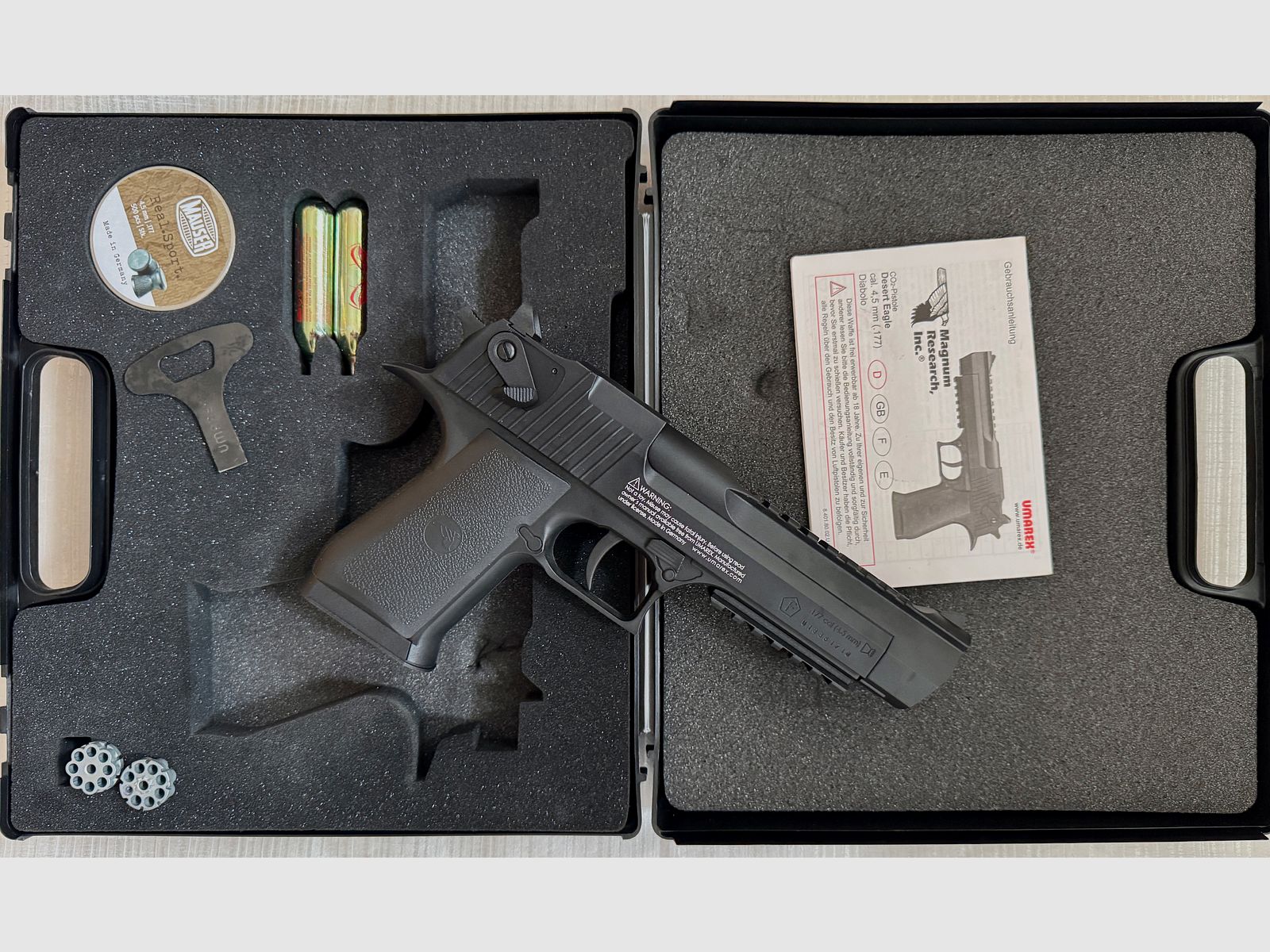 Magnum Research Inc. Desert Eagle (Umarex) 4.5mm Diabolo -- ABSOLUTE RARITY -- ---LIKE NEW---