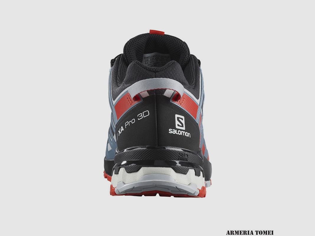 SALOMON – HEREN – XA PRO 3D V8 GTX Zwart / Vurig Rood / Verbleekt Denim, afbeelding 3 van 6