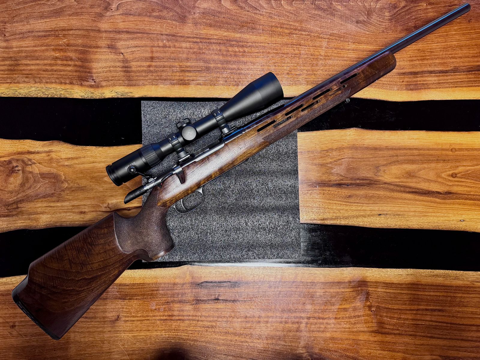 KRICO Jagdmatch .222 Rem. incl. 5-30x50 incl. 250 disparos de munición